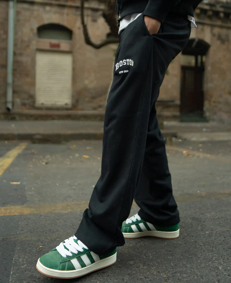 Basic Black Baggy Fit Trackpant - Image 4