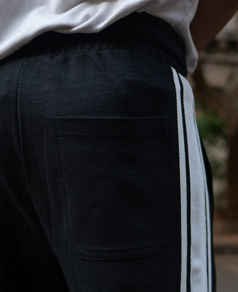 Black Trackpant With Contrast Patch - Image 5