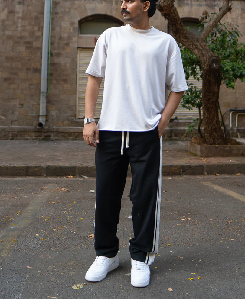 Black Trackpant With Contrast Patch - Image 6