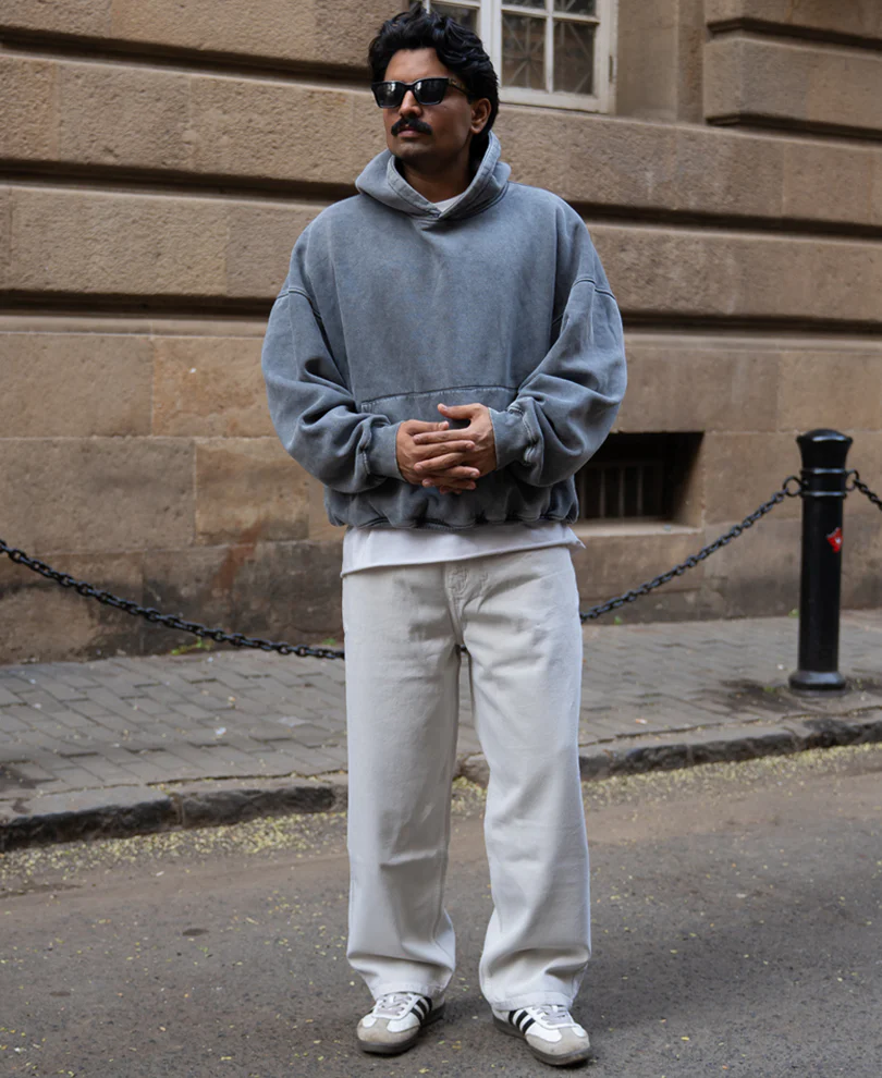 Cream Baggy Jeans - Image 6