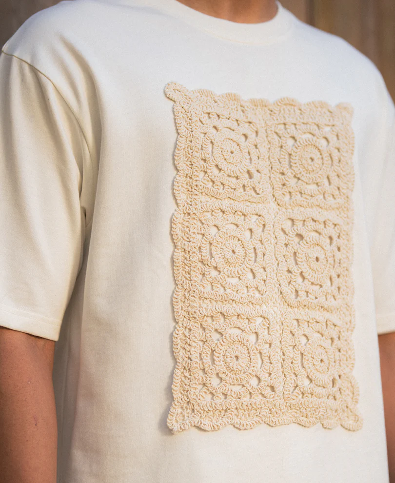 Off White Crochet Patch T-Shirt 100% Cotton - Image 3